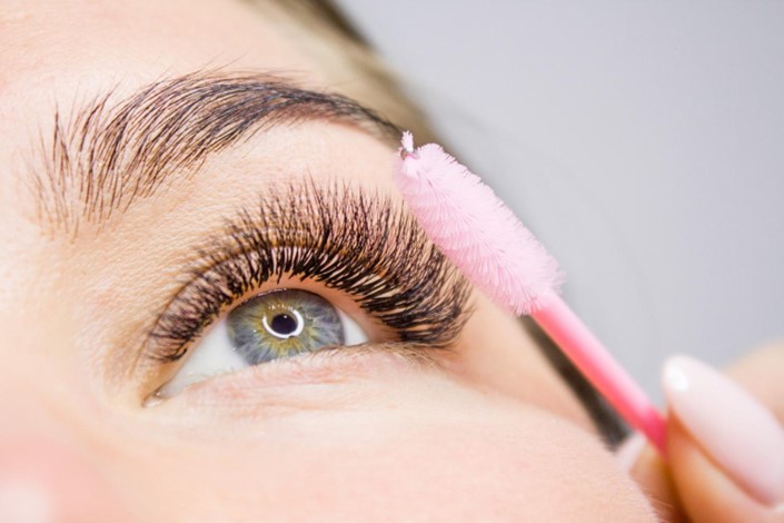 Elevating Your Everyday Look: How Small Lash Adjustments Can Transform Your Eye Shape