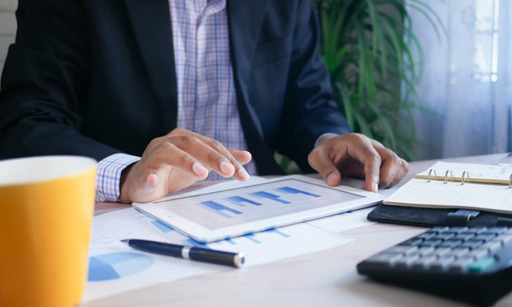 Investment Returns Made Simple: How to Calculate and Predict Your Financial Future