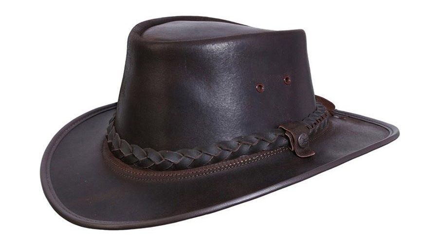 Travel Essentials: Australian Outback Hats for Adventurers