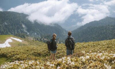 3 Proven Tech Essentials for Healthy Travellers 2026