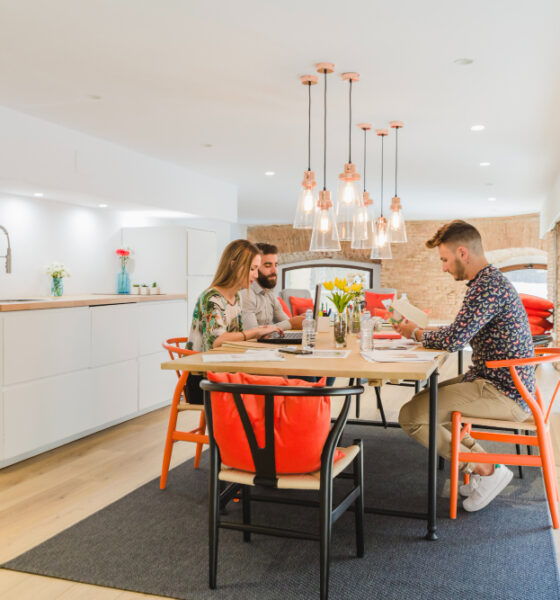 Should Pendant Lights Be Centered to Kitchen Island?