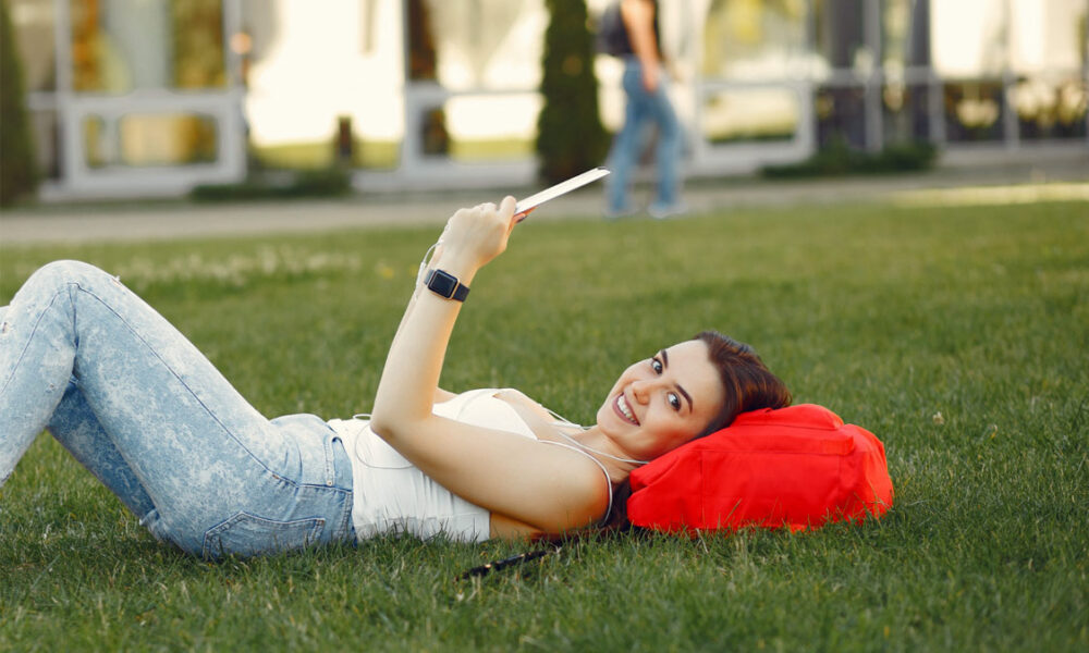 How to Keep Grass Green During Extreme UK Summers