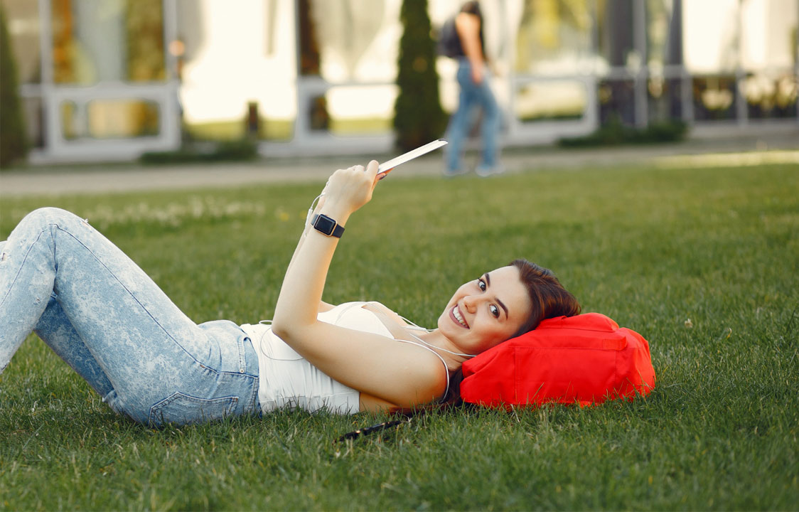 How to Keep Grass Green During Extreme UK Summers