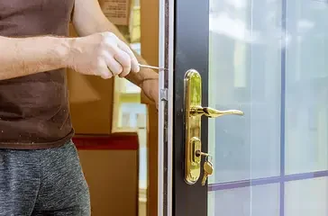 Door Hinges in Warehouses